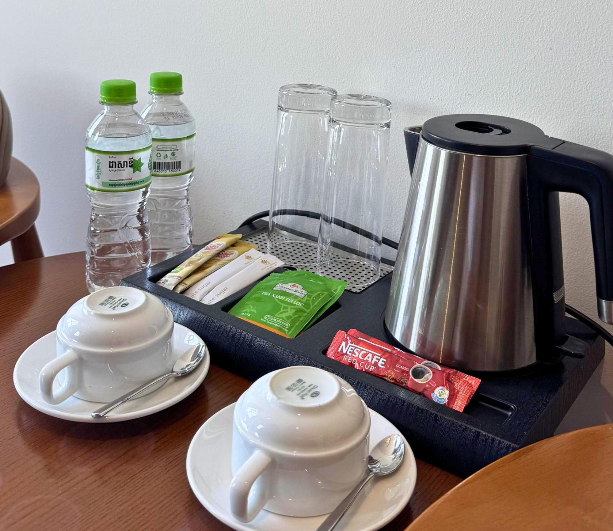 Lcs Hotel & Apartment Phnom Penh Zewnętrze zdjęcie